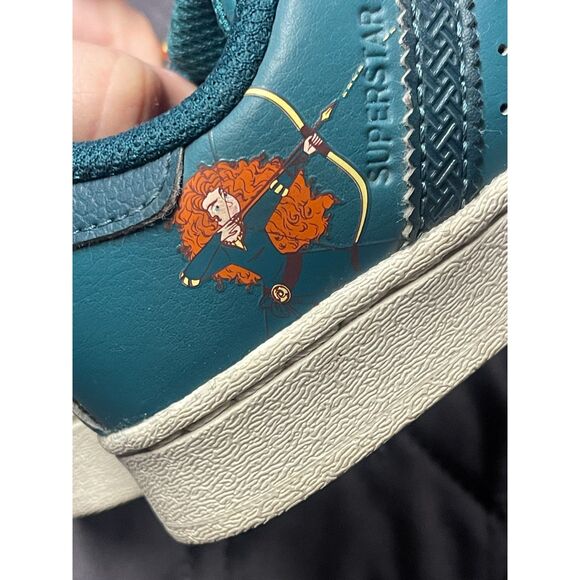 Adidas Kids Brave Merida Superstar Shoes Teal Orange Disney Pixar Size 10.5 - Picture 5 of 11